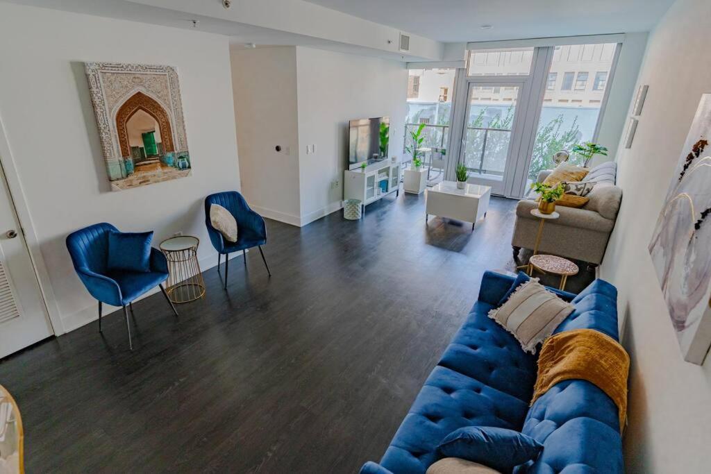 Apartamento Downtown Paradise Escape With 2 Pools / Hot Tubs Los Ángeles Exterior foto