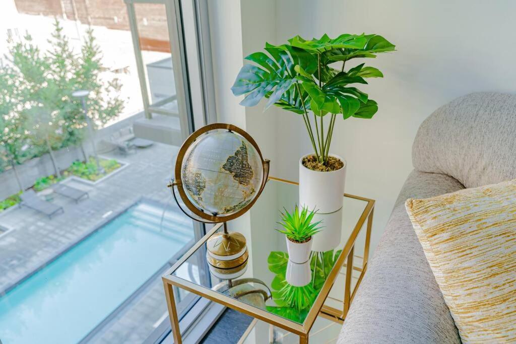 Apartamento Downtown Paradise Escape With 2 Pools / Hot Tubs Los Ángeles Exterior foto